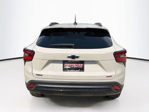 New 2026 Chevrolet Trax RS w/ Driver Confidence Package FWD image 7