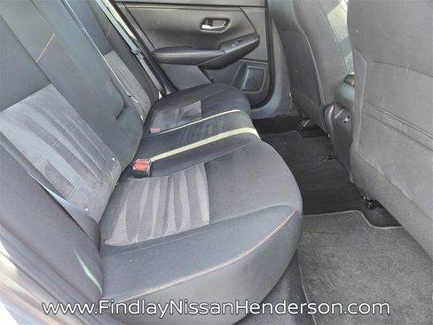 Used 2022 Nissan Sentra SR w/ Midnight Edition image 16