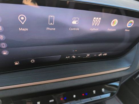 New 2025 Buick Envision Sport Touring image 28