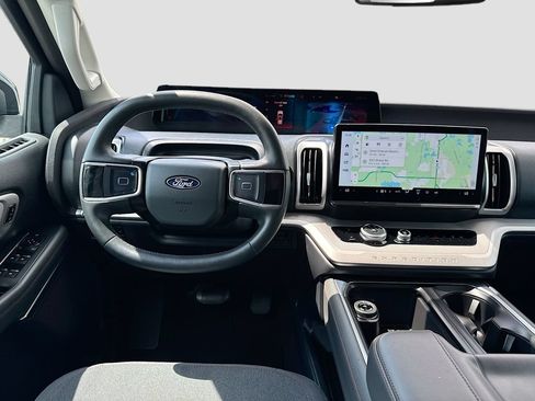 Certified 2025 Ford Expedition Active RWD image 24