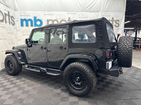 Used 2016 Jeep Wrangler Unlimited Sport w/ Connectivity Group AWD/4WD image 3