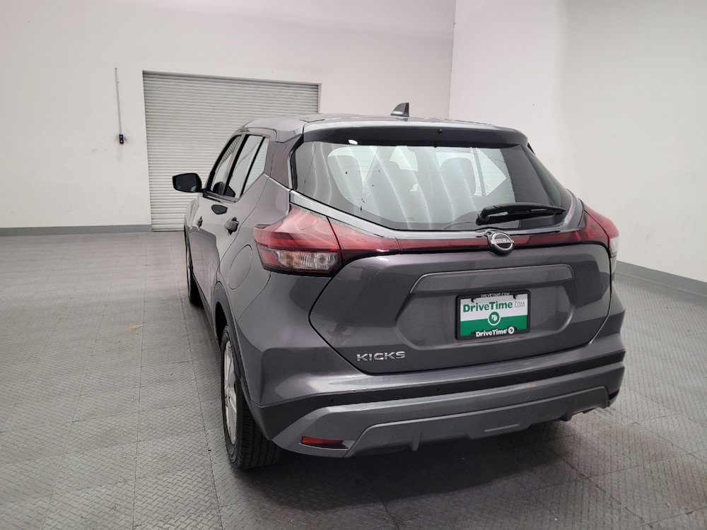 Used 2024 Nissan Kicks S FWD image 6