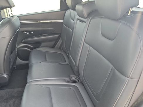 Certified 2023 Hyundai Tucson SEL w/ Convenience Package FWD image 16