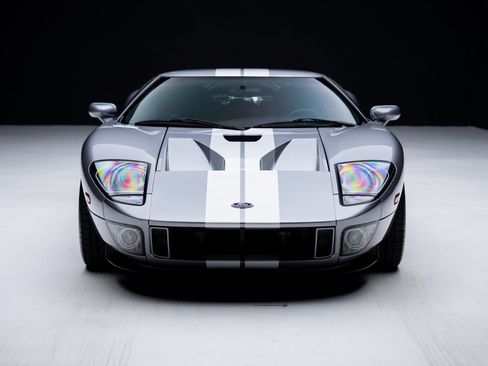 Used 2006 Ford GT image 7