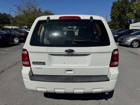 Used 2010 Ford Escape XLS image 6