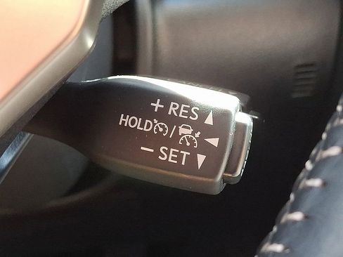 Used 2019 Lexus IS 300 AWD w/ Navigation Package image 23