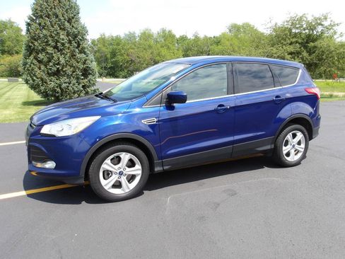 Used 2016 Ford Escape SE AWD/4WD image 9