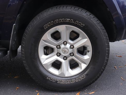 Used 2015 Toyota 4Runner SR5 Premium image 37