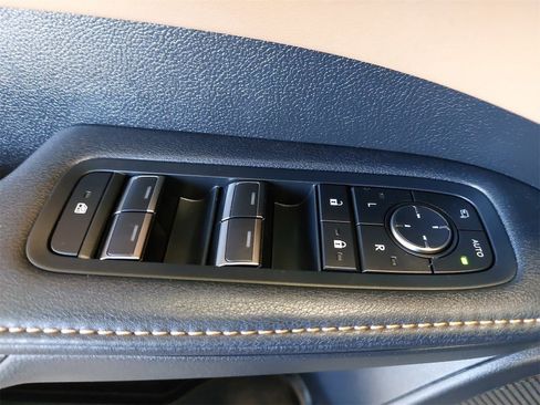 Used 2023 Lexus RX 350h image 31