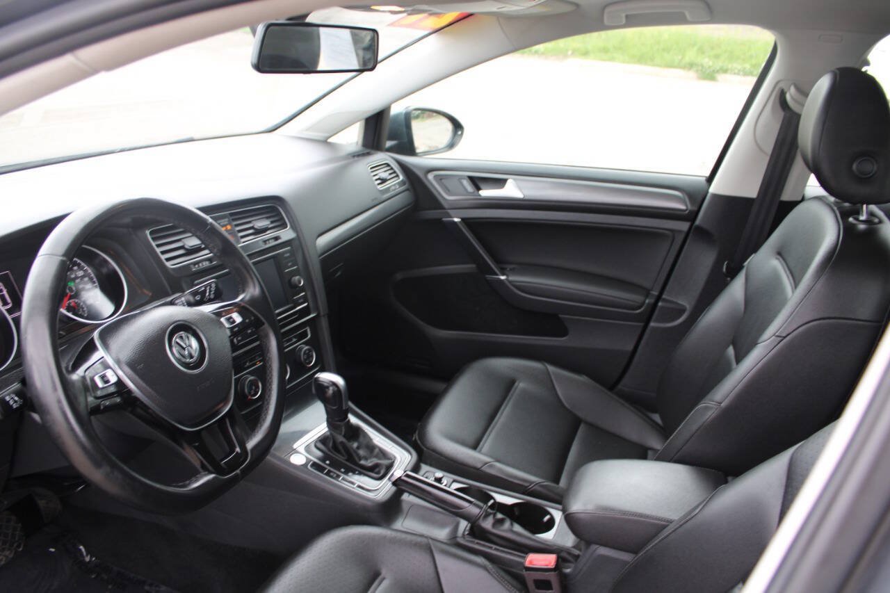 Used 2021 Volkswagen Golf 4-Door FWD image 19