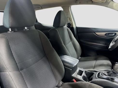 Used 2020 Nissan Rogue Sport S FWD image 17