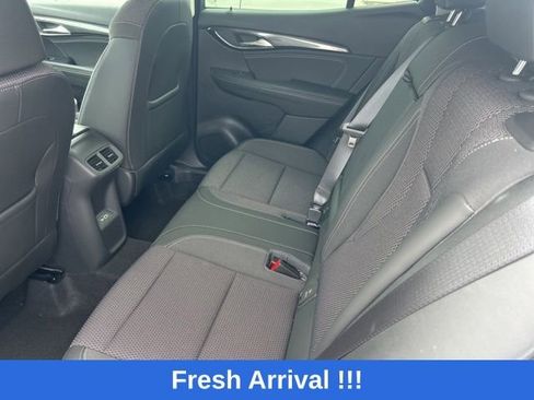 Used 2022 Buick Envision Preferred image 10