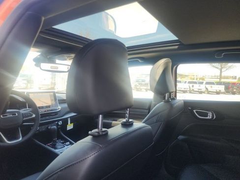 New 2026 Jeep Compass Trailhawk AWD/4WD image 2