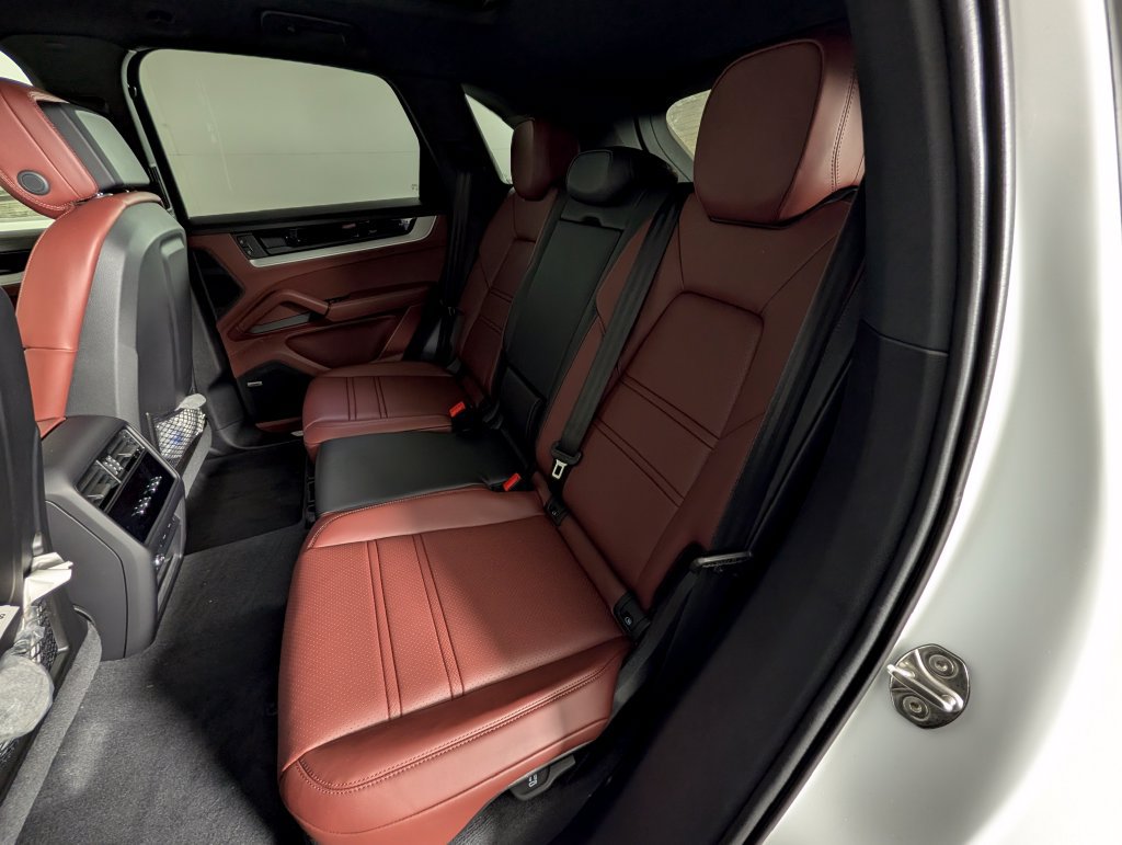 New 2026 Porsche Cayenne AWD/4WD image 24