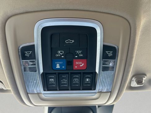 Used 2020 RAM 1500 Limited RWD image 35