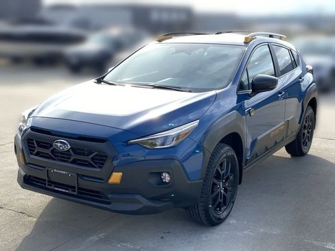 Used 2025 Subaru Crosstrek 2.5i Wilderness image 1