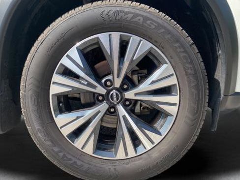 Used 2023 Nissan Rogue SV AWD/4WD image 52