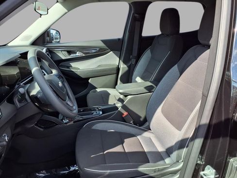 Used 2025 Chevrolet TrailBlazer LT image 22
