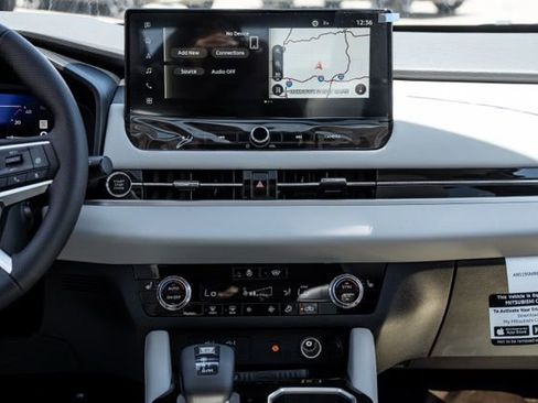 New 2026 Mitsubishi Outlander SE AWD/4WD image 18