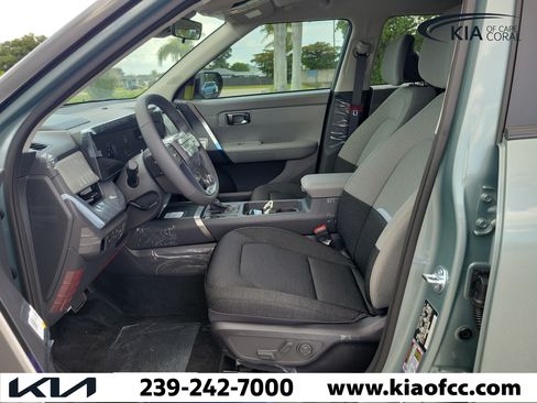 New 2027 Kia Seltos S FWD image 18