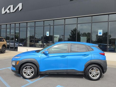 Used 2020 Hyundai Kona SE FWD image 2