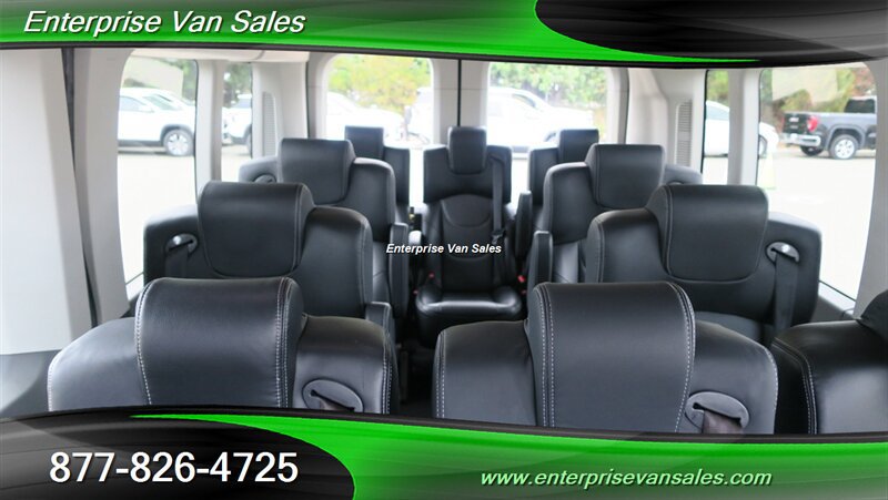 Used 2021 Ford Transit 350 XLT RWD image 2