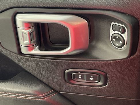 Used 2020 Jeep Wrangler Unlimited Rubicon image 16