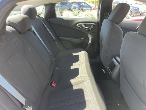 Used 2015 Chrysler 200 Limited image 14