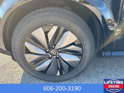 Used 2023 Nissan Ariya FWD image 12