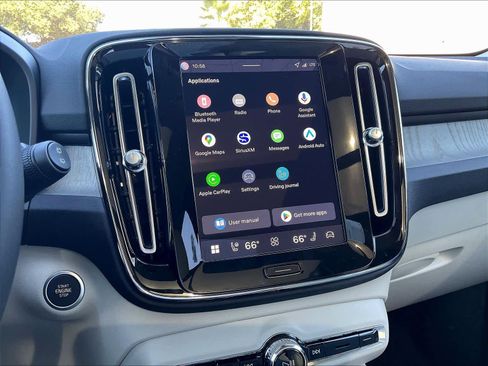 New 2026 Volvo XC40 B5 Plus w/ Protection Package Premier image 21