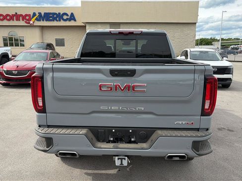 Used 2025 GMC Sierra 1500 AT4 w/ AT4 Premium Package AWD/4WD image 3