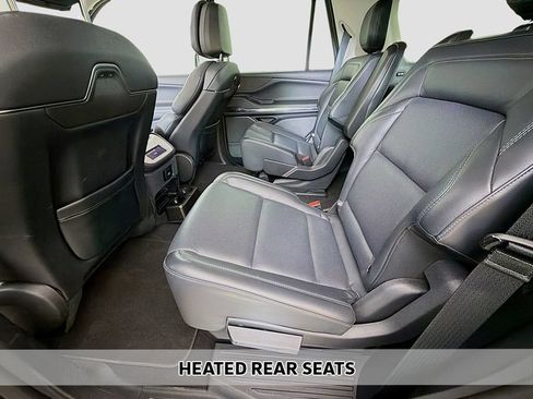 Used 2025 Lincoln Navigator Reserve AWD/4WD image 9