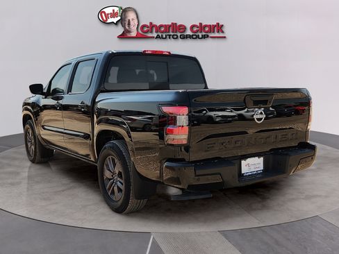 Used 2026 Nissan Frontier SV RWD image 3
