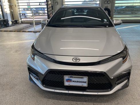 Used 2022 Toyota Corolla SE image 2