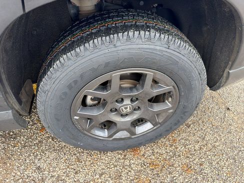 Used 2023 Honda Pilot TrailSport image 27