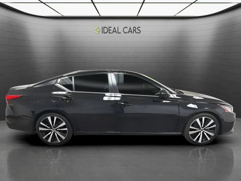Used 2020 Nissan Altima 2.5 SR FWD image 4