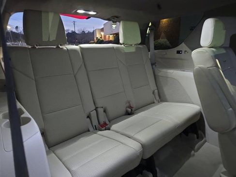 Certified 2021 Cadillac Escalade Sport Platinum image 12