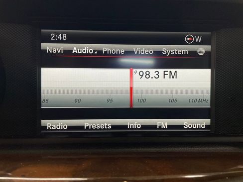 Used 2013 Mercedes-Benz SLK 250 image 20