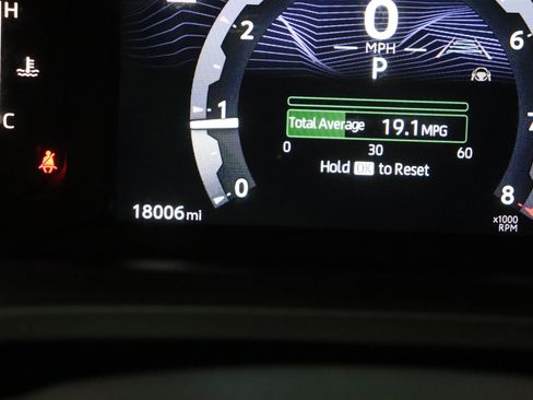 Certified 2025 Toyota Tacoma SR image 37