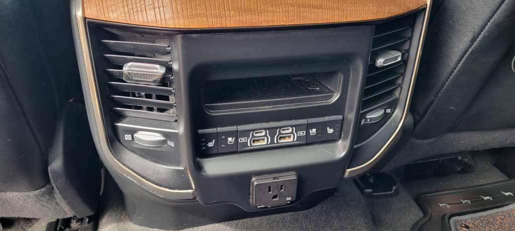 Used 2021 RAM 1500 Limited AWD/4WD image 14