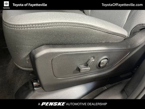 Used 2022 RAM 1500 Big Horn RWD image 24