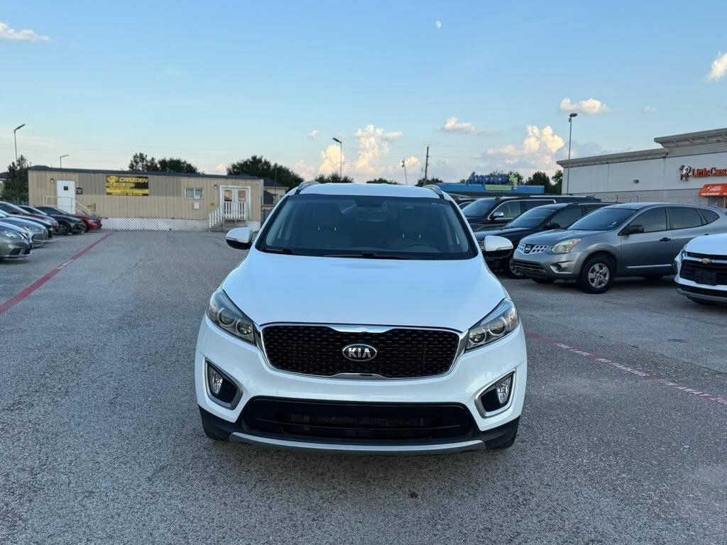 Used 2016 Kia Sorento EX w/ EX Premium Package FWD image 4