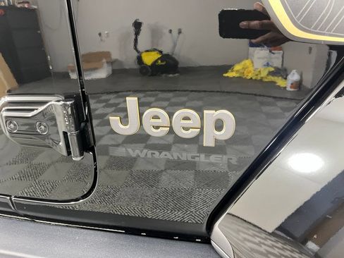 Used 2025 Jeep Wrangler Unlimited Rubicon 392 AWD/4WD image 4