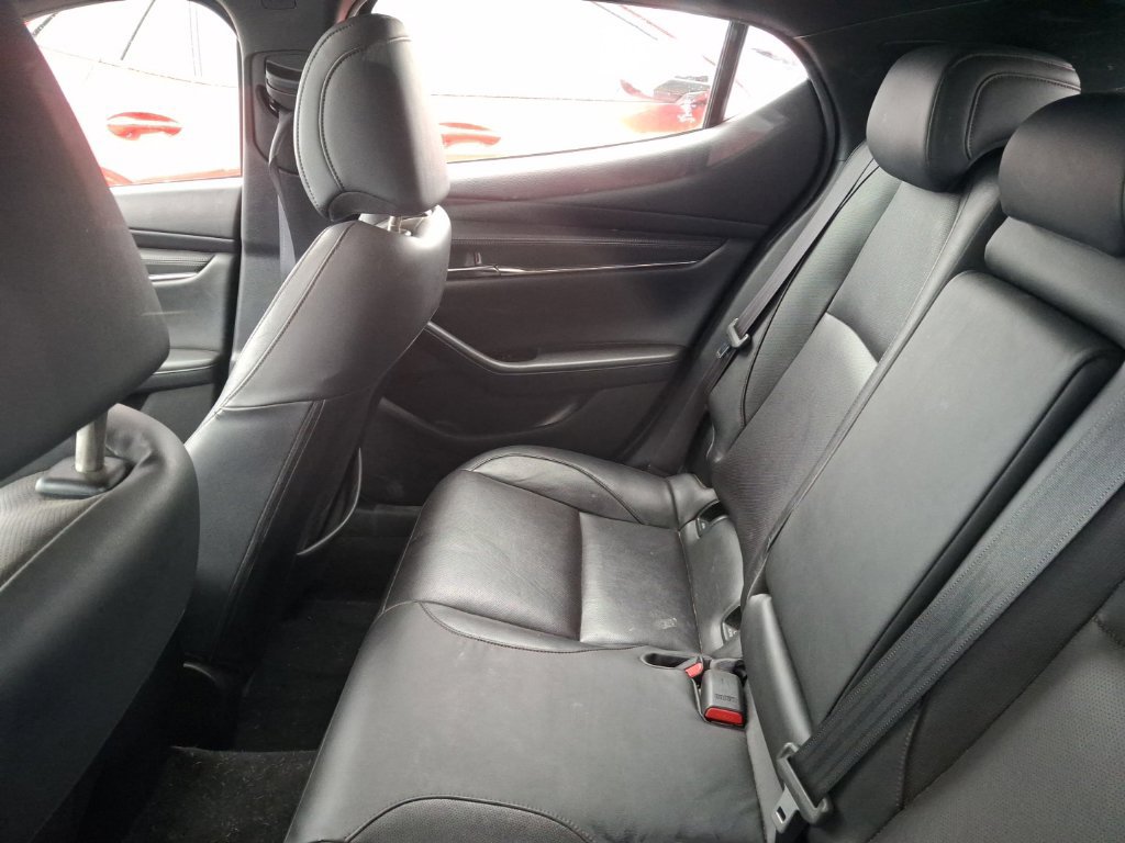 Used 2021 MAZDA MAZDA3 s FWD image 10