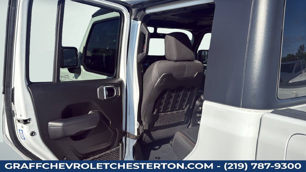 Used 2022 Jeep Gladiator Mojave w/ Trailer Tow Package AWD/4WD image 35