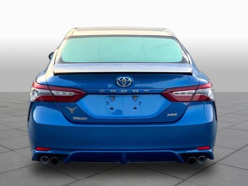 Used 2018 Toyota Camry XSE FWD image 5