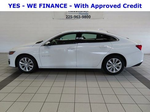 Used 2023 Chevrolet Malibu LT image 3