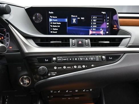 Used 2020 Lexus ES 350 w/ Accessory Package FWD image 22