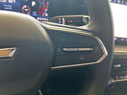 Used 2025 Chevrolet Suburban LS RWD image 50