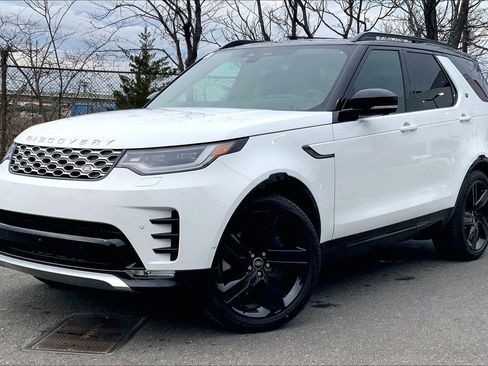 New 2026 Land Rover Discovery Limited Edition image 1
